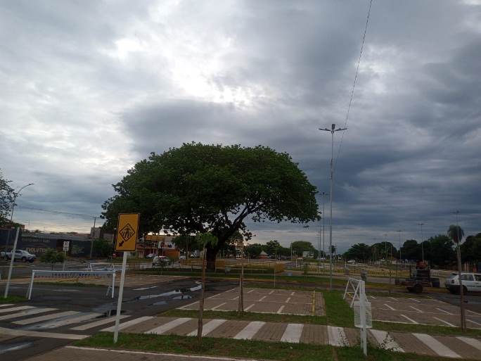 já choveu durante a madrugada e tem previsão de mais chuva para Três Lagoas - Alfredo Neto/RCN67