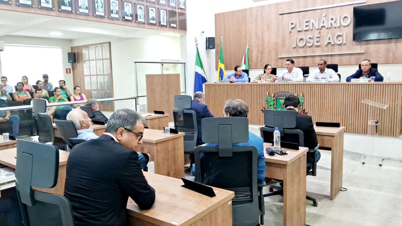 Recesso parlamentar foi interrompido para aprovação do projeto de reposição inflacionária dos servidores municipais