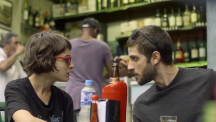 Ícaro conta a Manu que Laureta é do mal