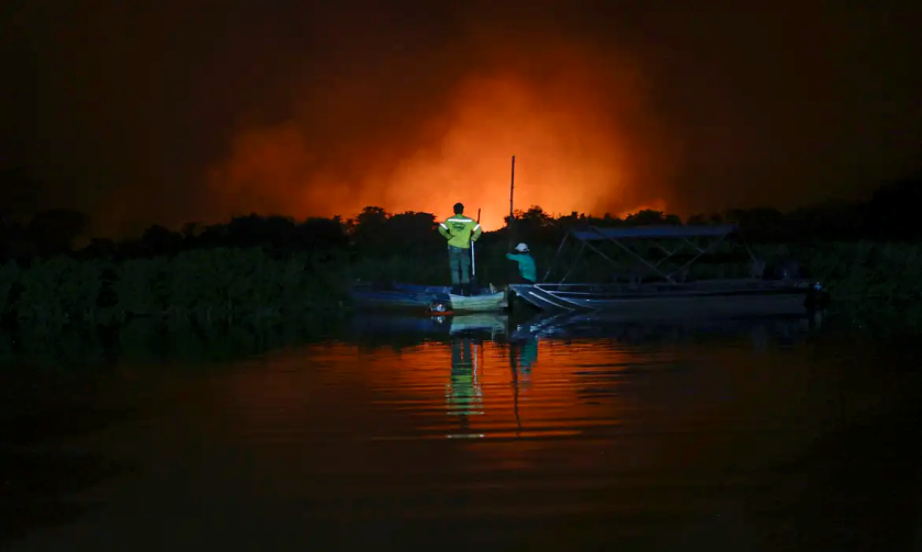 O governo de Mato Grosso do Sul informou que 107 militares do Corpo de Bombeiros atuam nos focos de fogo no Pantanal. - Foto: Reprodução/Agência Brasil