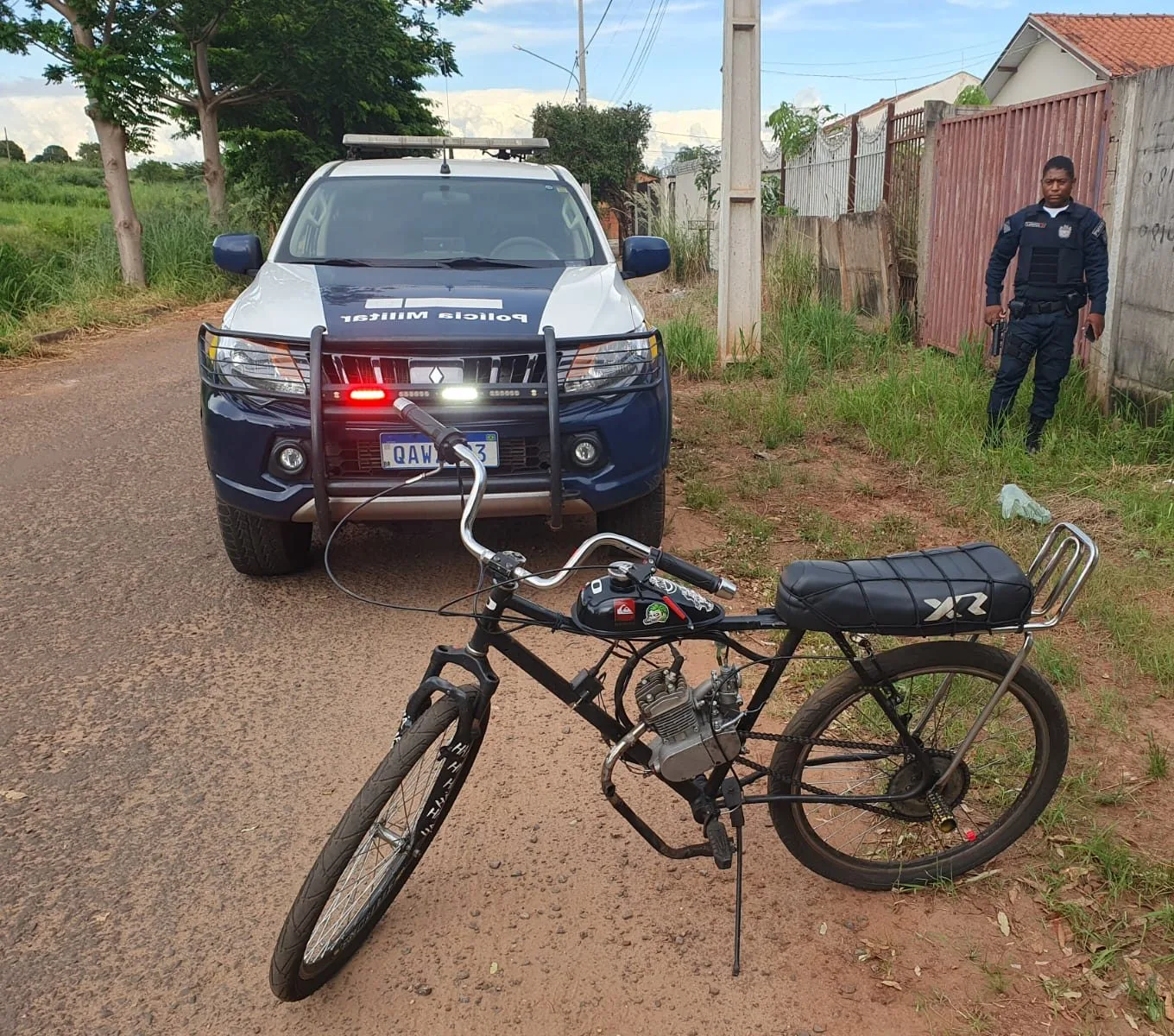 O número dessas bicicletas adaptadas com motor tem aumentado em Três Lagoas. - Foto: Divulgação/Prefeitura