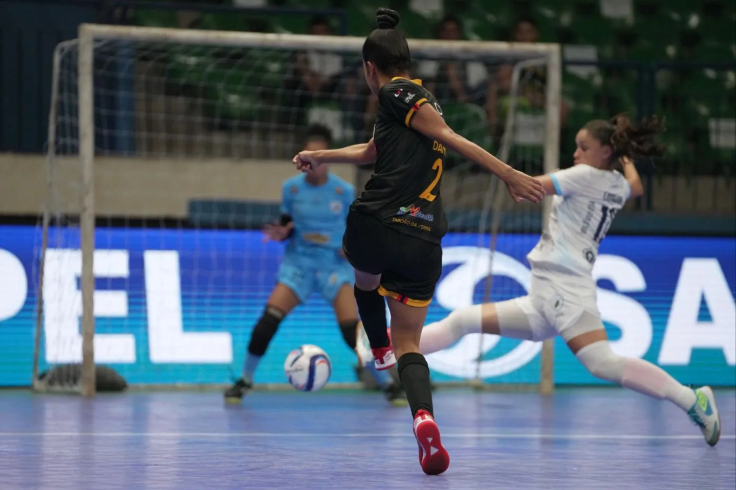 No jogo de abertura, Taboão/Magnus levou a melhor sobre o Londrina - Foto: Mauricio Moreira/CBFS