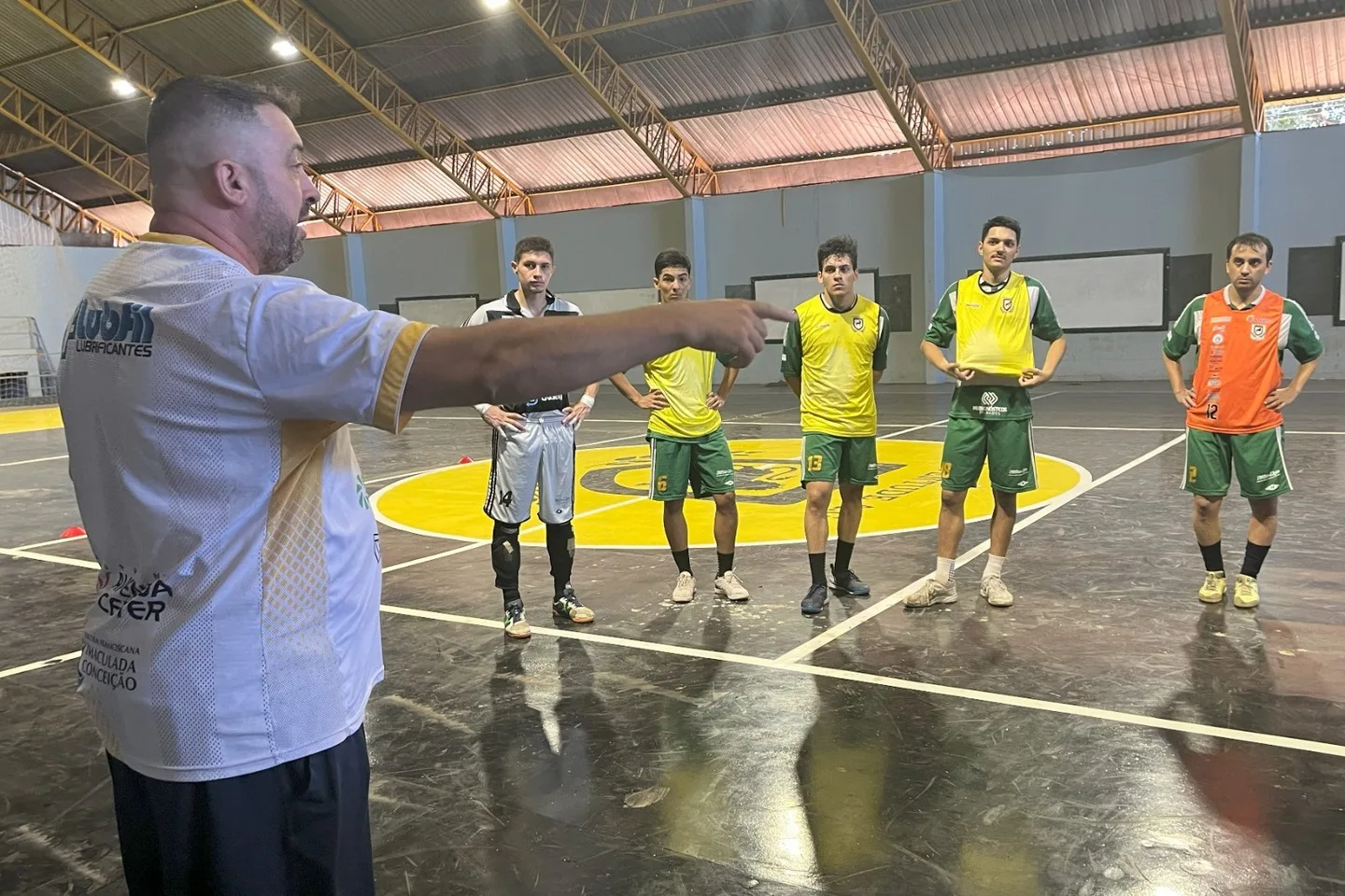 Equipe comandada por Edson dos Anjos está na fase final de ajustes para a competição nacional - Foto: Rogério Vidmantas/CREC/Juventude