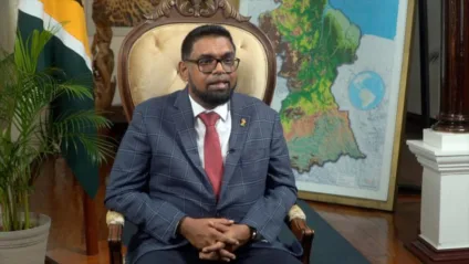 Presidente da Guiana confrontou repórter britânico sobre petróleo e desmatamento - Foto: Reprodução/BBC Mundo
