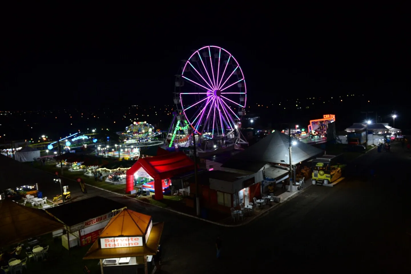 Parque de Exposições já conta com atrações na quinta-feira (27) - Divulgação Sindicato Rural