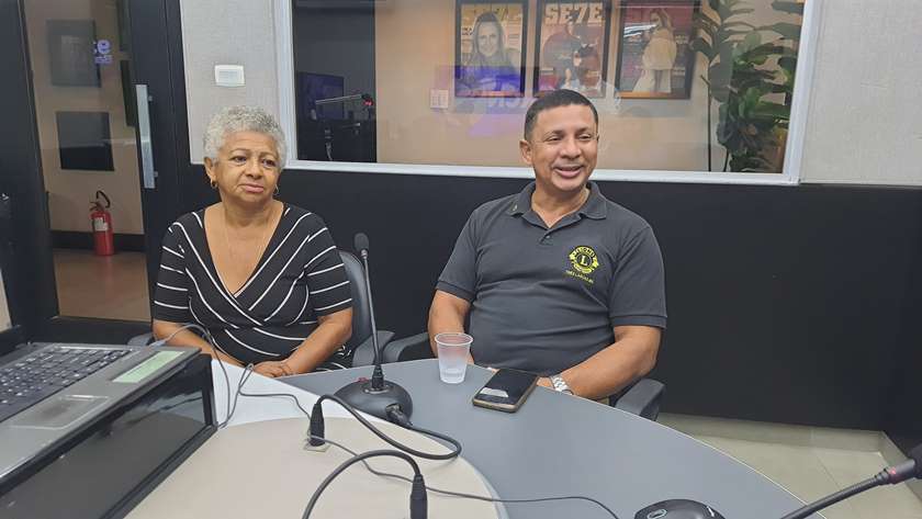 Presidente e secretária do Lions Clube em entrevista ao RCN Notícias. - Foto: Fernando Moraes/JPNews