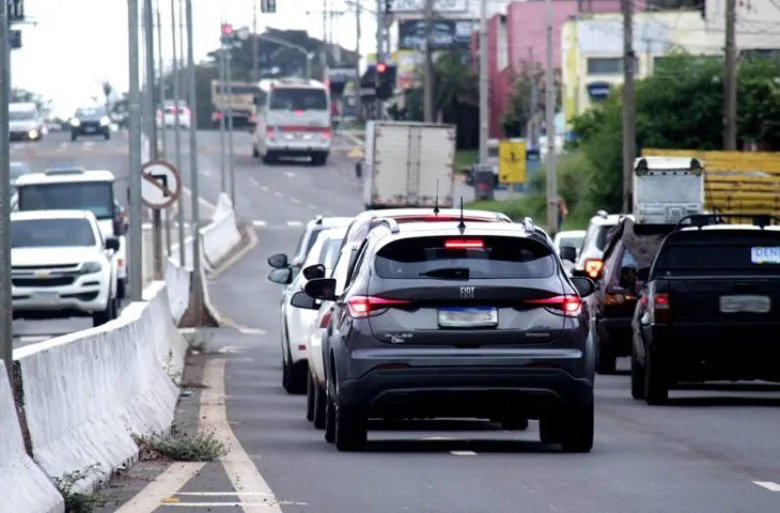 O valor do licenciamento é o mesmo para todos os tipos de veículos. - Foto: Divulgação/Assessoria