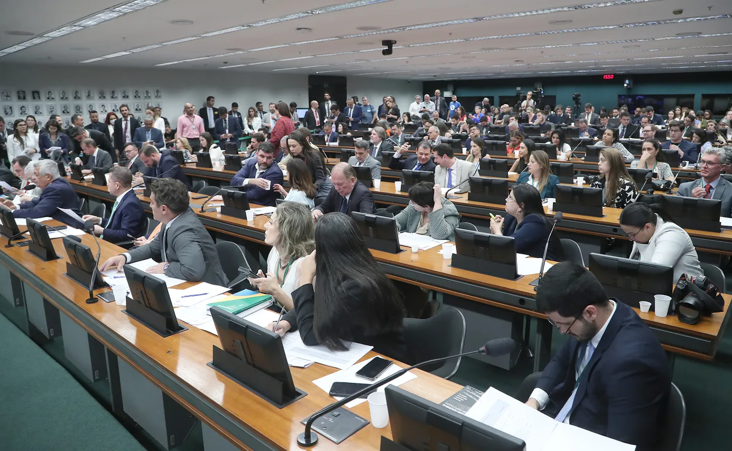 Medida foi aprovada na sessão de terça da CCJ - Foto: Bruno Spada/Câmara dos Deputados