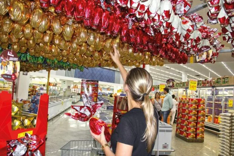 Durante o período da Páscoa, é comum encontrar diversas promoções e descontos. - Foto: Divulgação/Assessoria