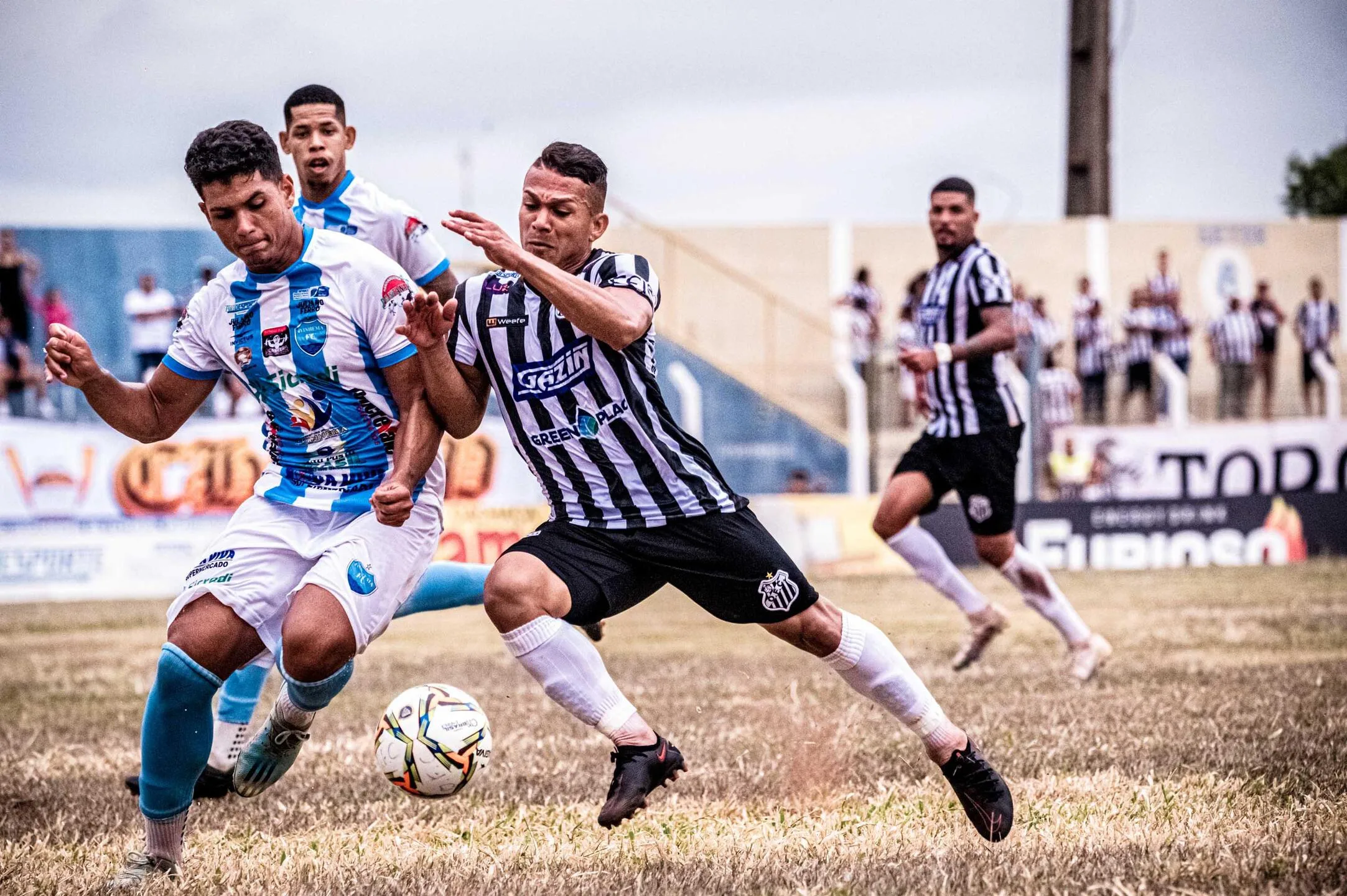 Operário perde a invencibilidade, mas bate Ivinhema nos pênaltis e está na semifinal mais uma vez - Foto: Vinicius Eduardo