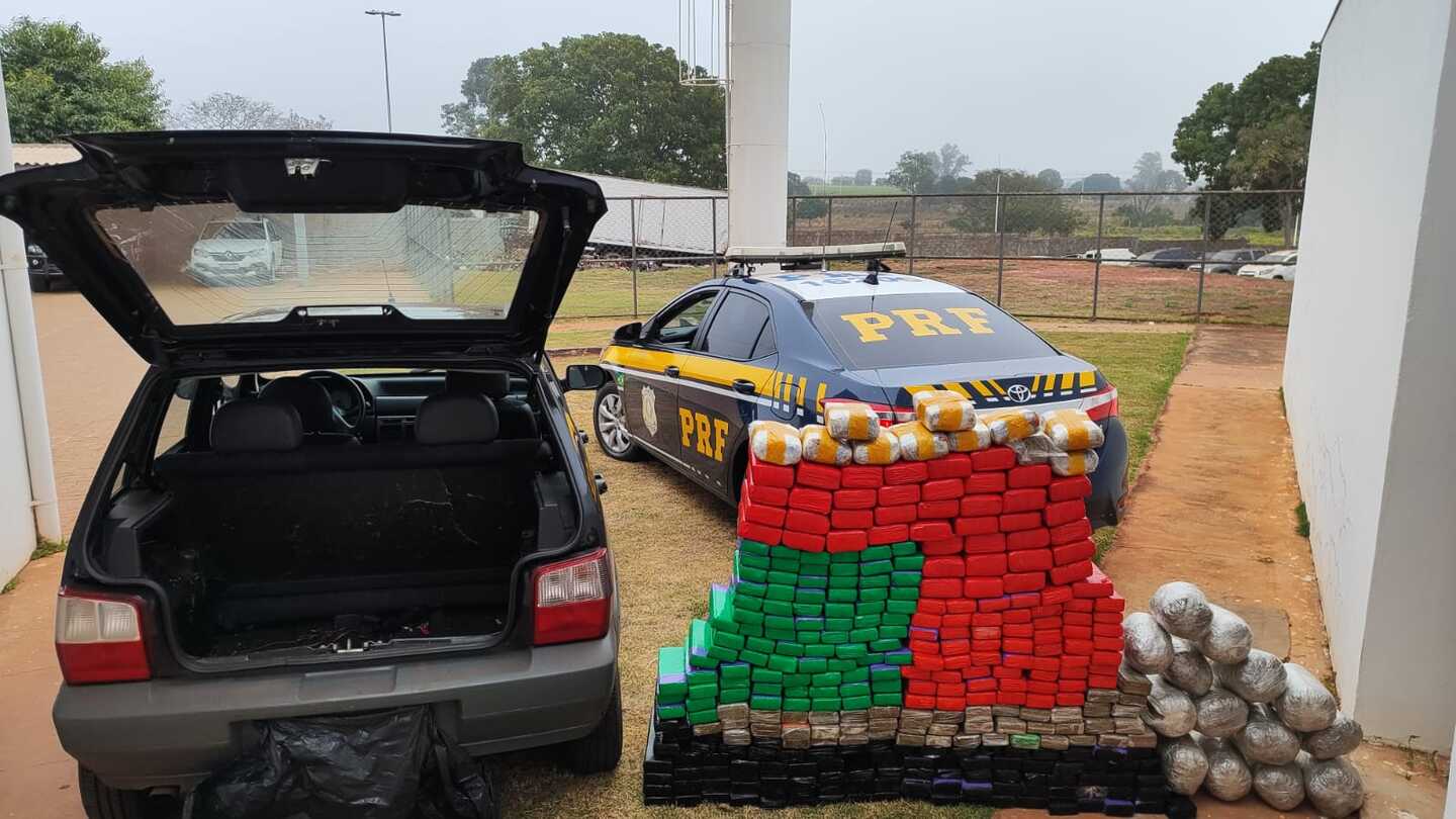 Droga teria saído de Ponta Porã (MS), e Uberaba (SP) seria o destino do entorpecente - Foto: Divulgação/Polícia Rodoviária Federal