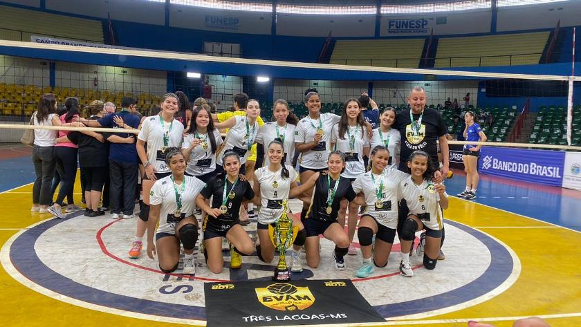 Equipes de Três Lagoas sub-15 é campeã e sub-17 vice-campeã na Copa Estadual Pantanal de Vôlei Feminino, em Campo Grande. - Foto: Divulgação