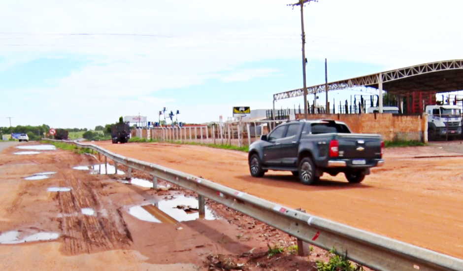 Empresários alegam queda nos lucros após fechamento da travessia - Foto: Arquivo/JPNews