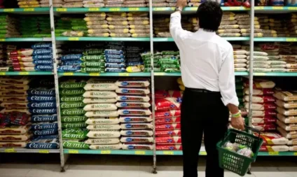 Safra já colhida de arroz no Sul é suficiente para abastecer o país, mas está esbarrando em problemas de logística - Foto: Marcelo Camargo/Agência Brasil