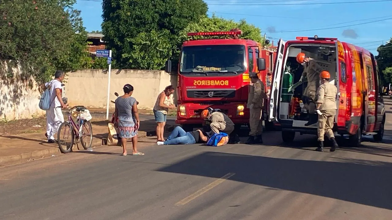 O local é uma via muito movimentada e a velocidade empregada por muitos que trafegam pelo local, é considerada acima do permitido, segundo moradores - Foto: Divulgação/ 5ºGrupamento de Bombeiros Militar