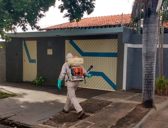 Secretaria de Saúde tem realizado várias ações no combate aos mosquitos. - Foto: Arquivo/JPNews