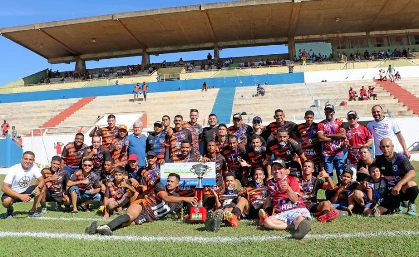 A Escola de Futebol Ipanema  EF Ipanema conquistou o título do Campeonato Municipal de Futebol Amador. - Foto: Divulgação