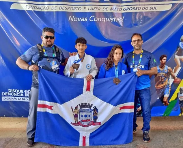 Cada um dos dois atletas três-lagoenses conquistou uma medalha de bronze em suas respectivas categorias. - Foto: Divulgação/Prefeitura de Três Lagoas