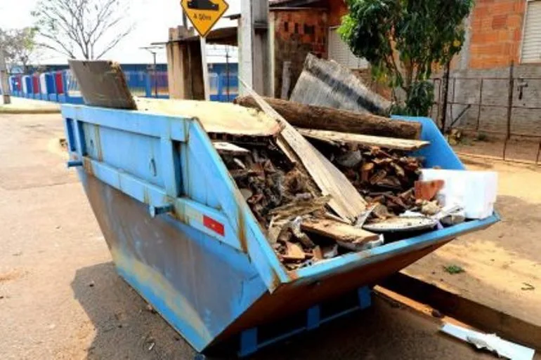 Podem ser descartados itens que possam acumular água e materiais orgânicos. - Foto: Arquivo/JPNews