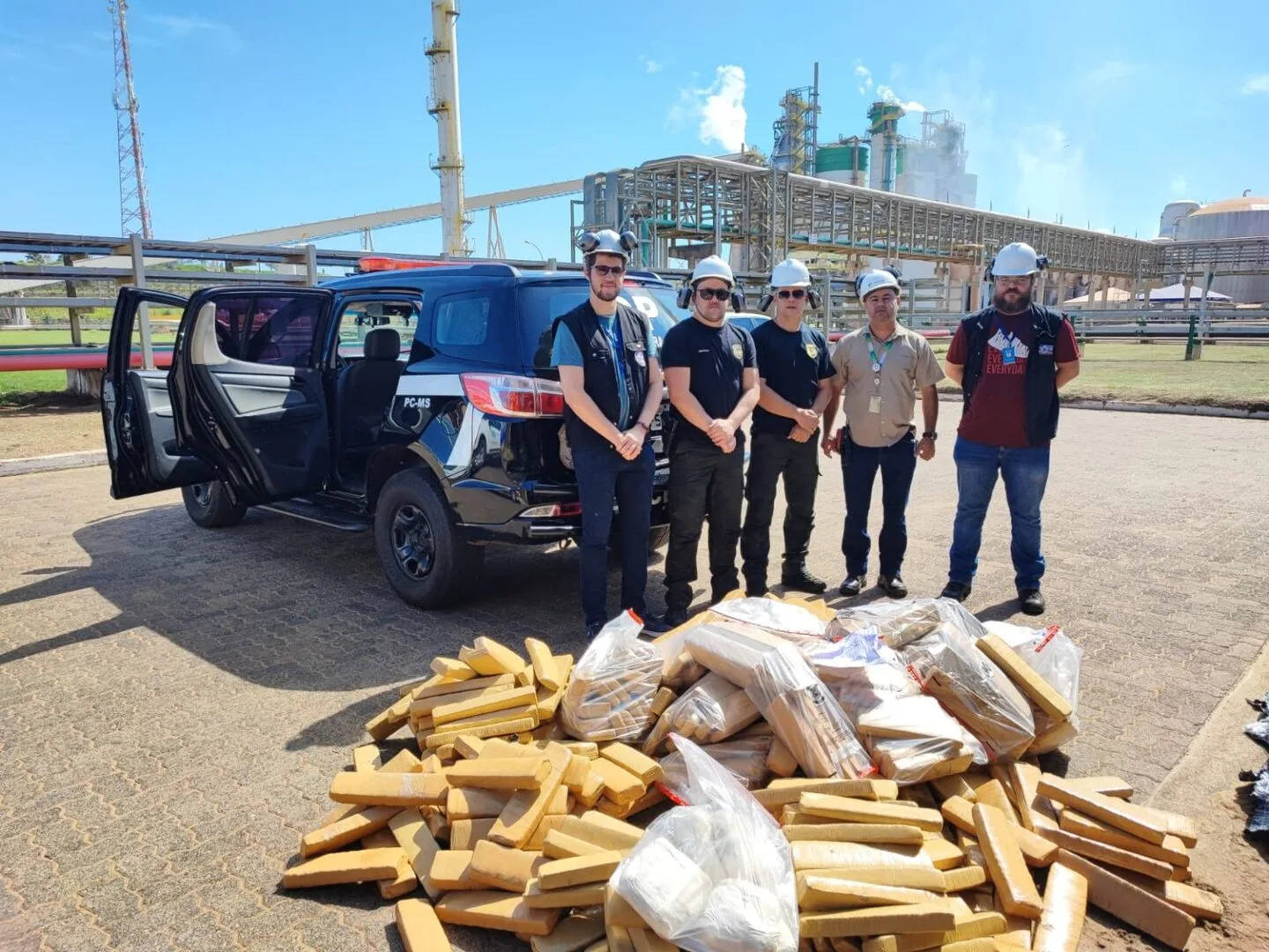 Polícia Civil incinera mais de 400kg de drogas em fabrica de Três Lagoas, material é resultado do trabalho das forças de segurança na região de Água Clara (MS) - Foto: Divulgação/Polícia Civil