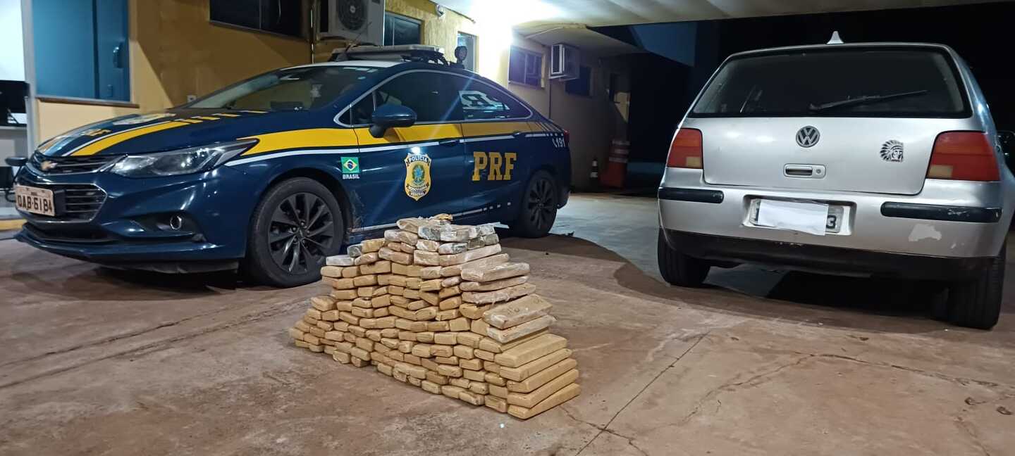 Motorista é preso após PRF apreender 108 kg de maconha em carro que saiu de Ponta Porã com destino à Minas Gerais. - Foto: Divulgação/ Polícia Rodoviária Federal