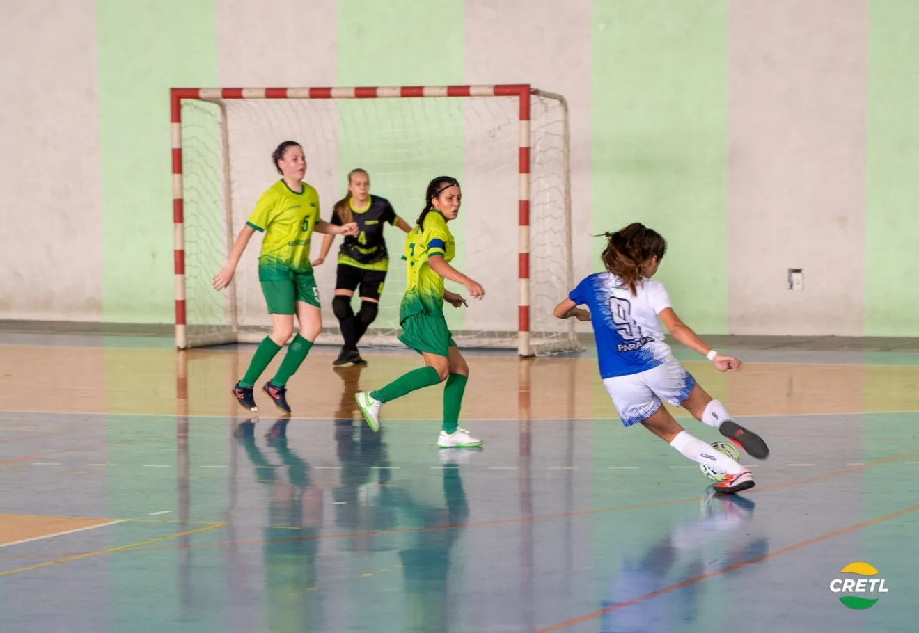 Serão abordados temas como os fundamentos do futsal, técnicas de treinamento, entre outros - Foto: Divulgação/Fundesporte