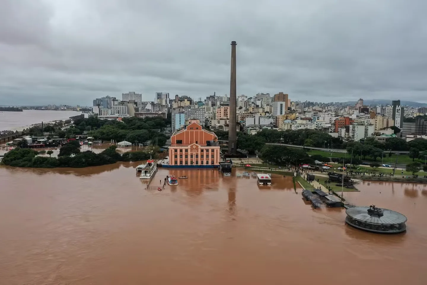 Rio Guaíba, em Porto Alegre (RS), após chuva intensa - Foto: Gilvan Rocha/Agência Brasil