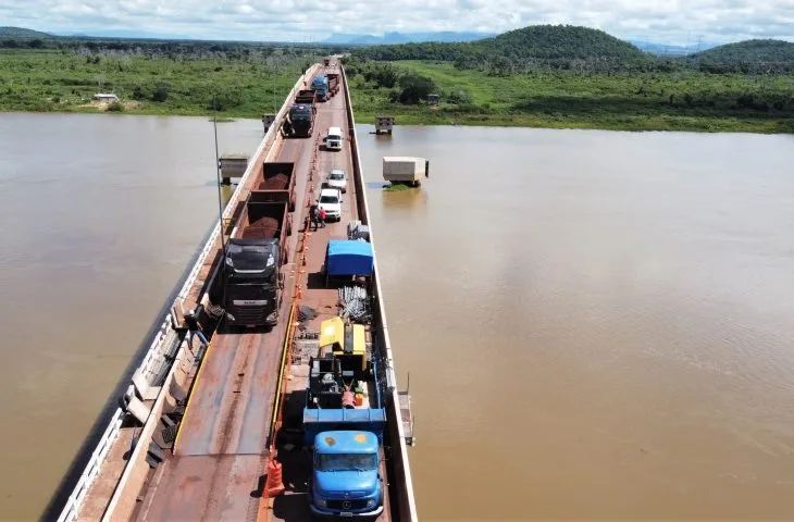 Ponte na BR-262 está em processo de recuperação - Foto: Saul Schramm