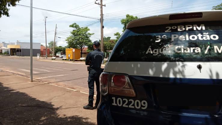 Após populares desistirem de salvar adolescente, militares pularam em rio e enfrentaram a correnteza - Foto: Divulgação/Polícia Militar