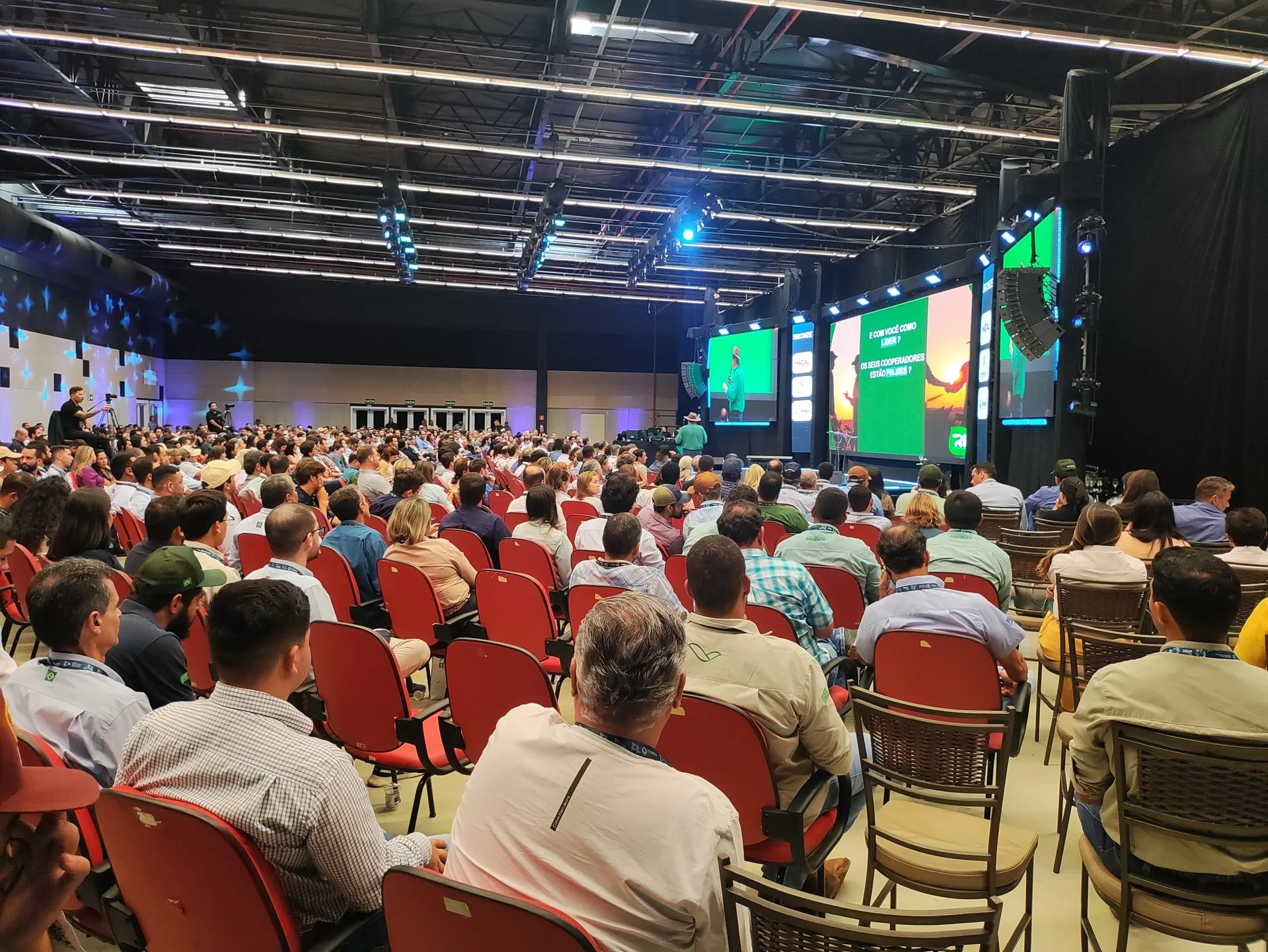 Encontro foi realizado no shopping Bosque dos Ipês e teve espaço lotado em todas as palestras - Foto: Gerson Wassouf/CBN-CG