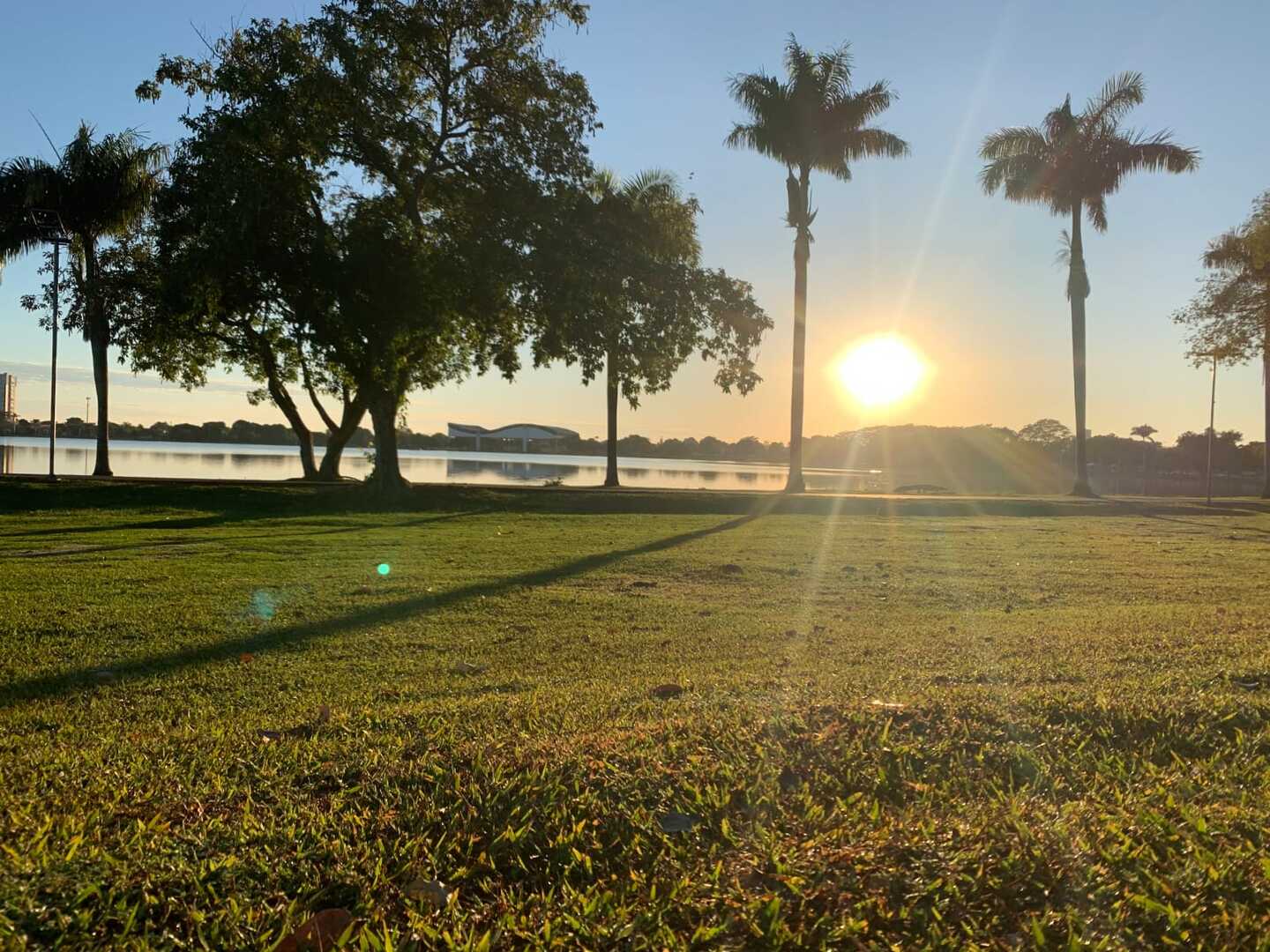 O dia será de tempo firme e baixas temperaturas. - Foto: Alfredo Neto/JPNews