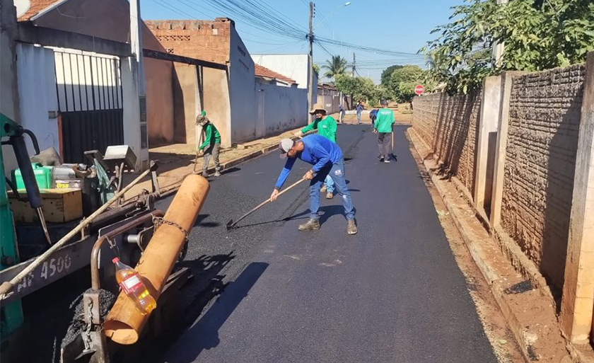 Prefeitura está empenhada em melhorar a qualidade das vias da cidade. - Foto: Divulgação/Assessoria