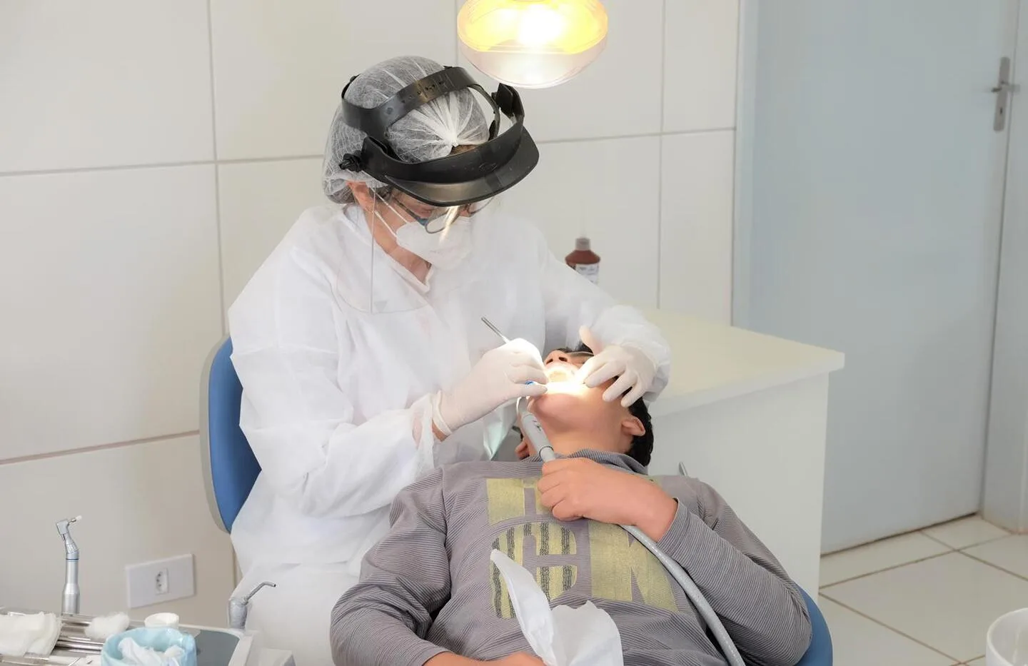 Remuneração é de R$ 3 mil para dentistas que forem aprovados - Foto: Reprodução/ Prefeitura