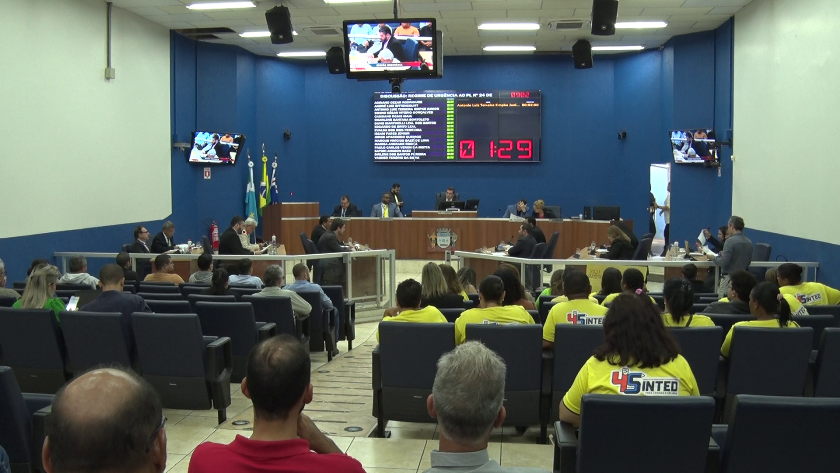 Os servidores devem se reunir em mais uma assembleia, na próxima semana. - Foto: Reprodução/TVC