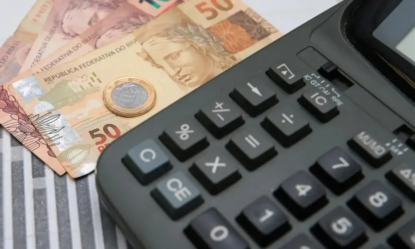 No primeiro semestre de 2024, foram registrados em média 1.768 novos processos por dia entre clientes e instituições financeiras. - Foto: Reprodução/Agência Brasil