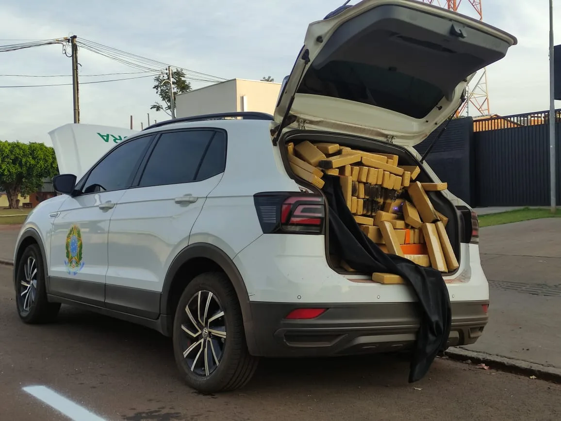 Carro clonado do Incra estava com registro de roubo/furto - Divulgação/PRF