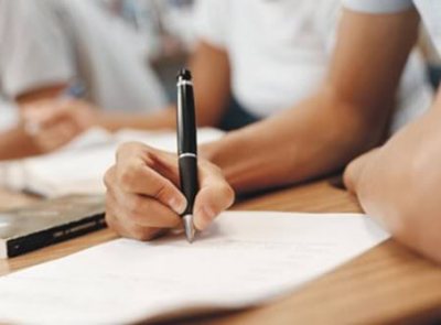 Os salários são, respectivamente, de R$ 6.611,39 e R$ 4.052,96 -