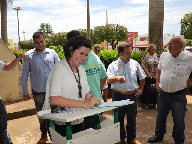 Prefeita autorizou na manhã desta sexta-feira reforma do Ginásio  - Cláudio Pereira 