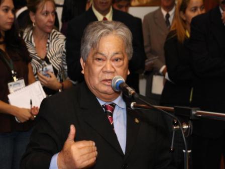 Deputado Akira Otsubo reivindica melhorias para Três Lagoas -