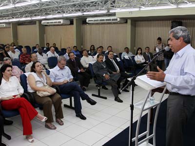 Entre os investimentos, André destacou a área da educação com a construção de salas de laboratórios científicos em escolas estaduais em pelo menos 12 municípios - Entre os investimentos, André destacou a área da educação com a construção de salas de laboratórios científicos em escolas estaduais em pelo menos 12 municípios -