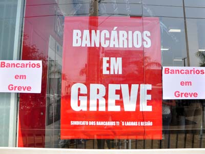 Algumas agências conseguiram liminar para funcionamento, outras mantém a greve - Algumas agências conseguiram liminar para funcionamento, outras mantém a greve -