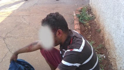 Moradores da praça da Bíblia na rodoviária brigam por ciúmes e um acaba em estado grave após sofrer facada - Alfredo Neto/JPNews