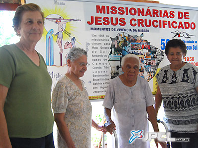 Irmãs Missionárias de Jesus Crucificado, em Três Lagoas, Ignez, Rita, Nair e Zélia -