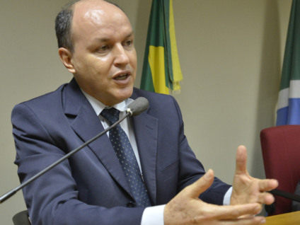 Mochi disse que toda essas discussões sobre o partido deveriam acontecer em reuniões do PMDB - Divulgação Mochi disse que toda essas discussões sobre o partido deveriam acontecer em reuniões do PMDB - Divulgação