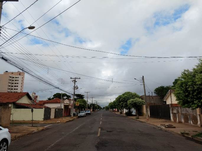 Quarta-feira terá variação de nuvens e pancadas de chuva localizadas com trovoadas à tarde - Danielle Leduc/JPNEWS