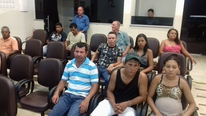 Famílias compareceram na sessão da Câmara de Vereadores nesta terça-feira  - Ana Cristina Santos/JP 