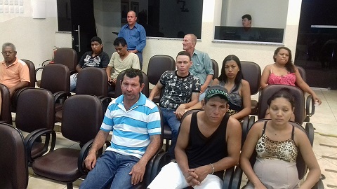 Famílias compareceram na sessão da Câmara de Vereadores nesta terça-feira  - Ana Cristina Santos/JP 