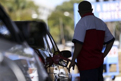 Em um mês, o combustível acumula alta de preço de 11,29% - Agência Brasil