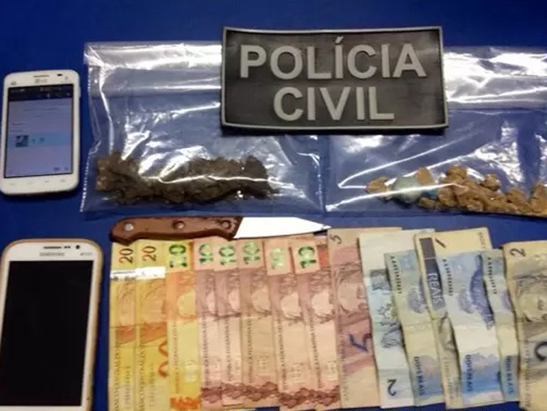 Entorpecentes foram encontrados com os suspeitos - Divulgação/Polícia Civil