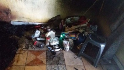 Criminoso voltou a cena do crime e colocou fogo na casa onde morava o catador - Imagem cedida/CBM